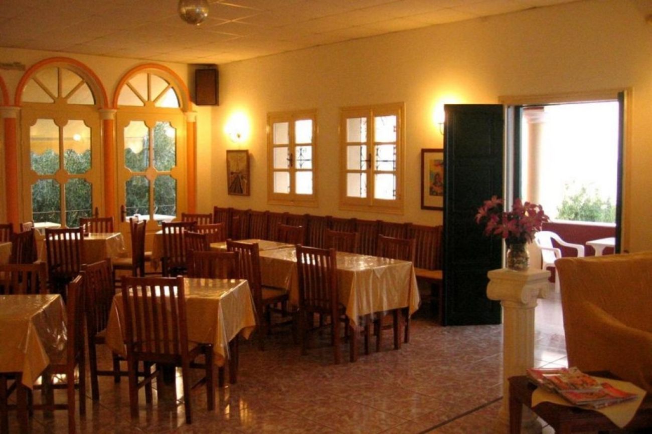 Apraos Bay 3*