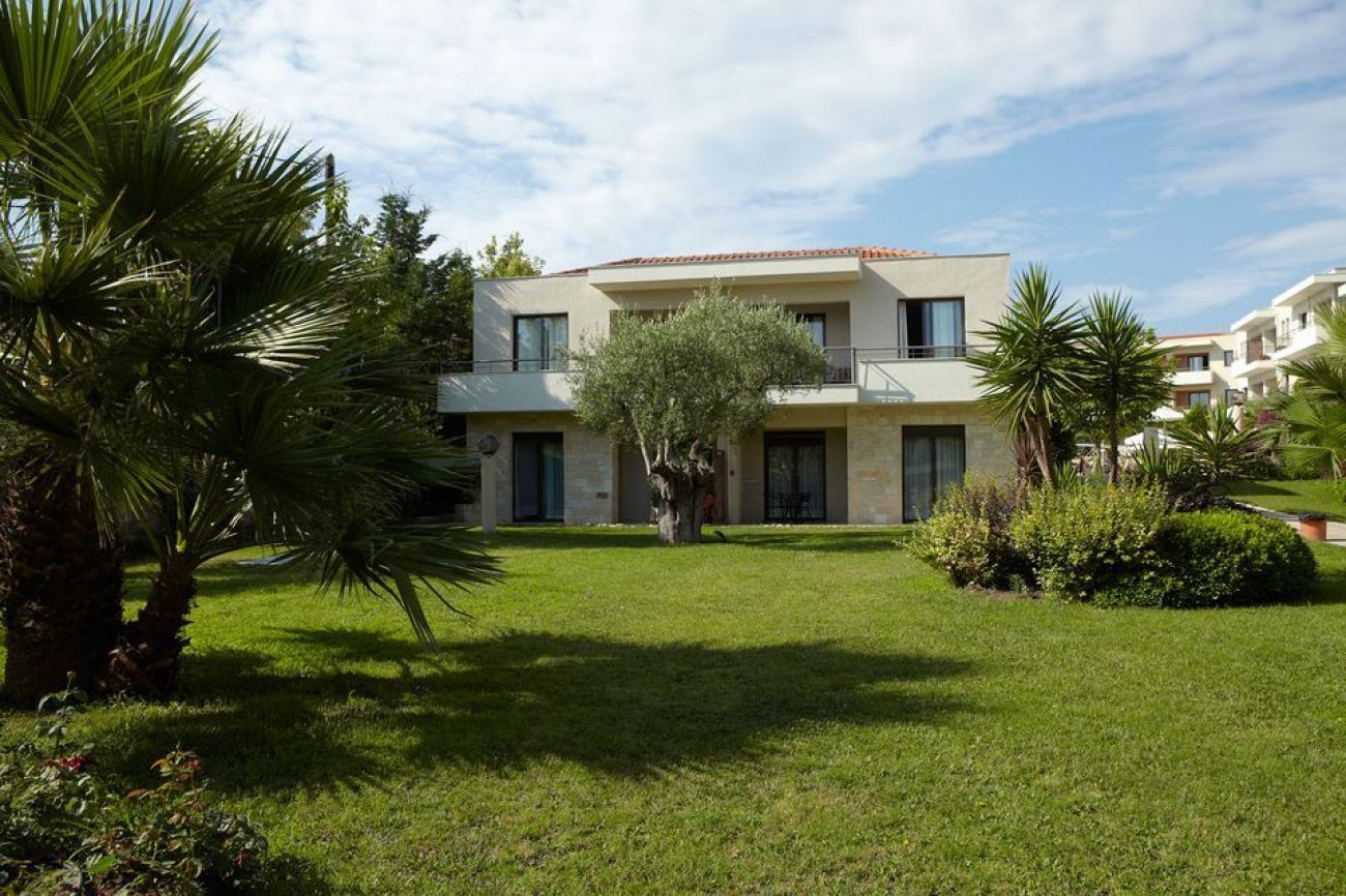 Renaissance Hanioti Resort 4*