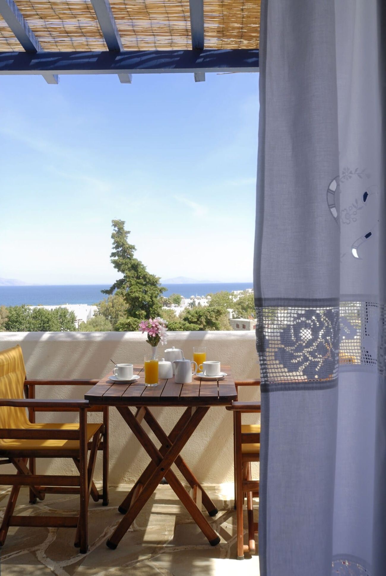 Albatross Hotel Paros 3*