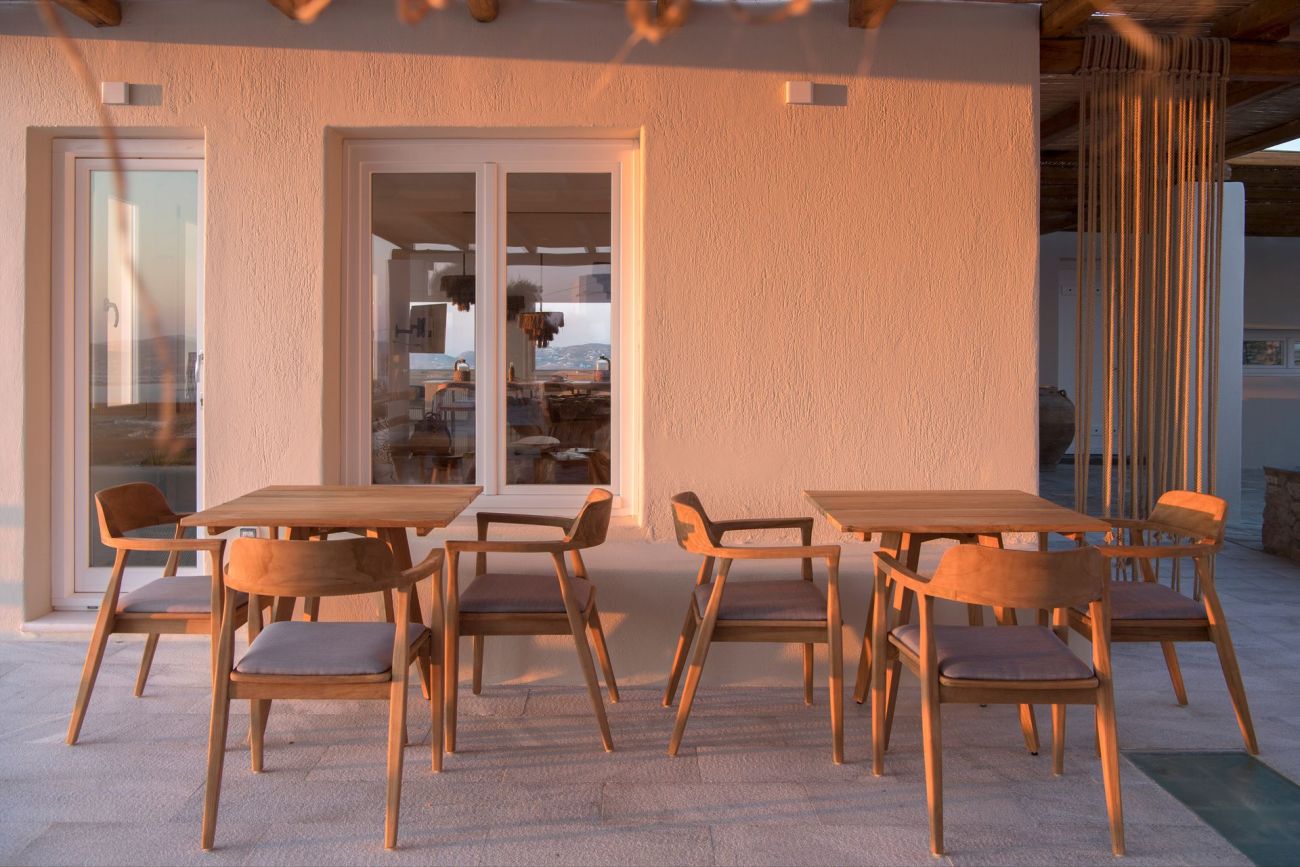 Mythic Paros, Adults - Only