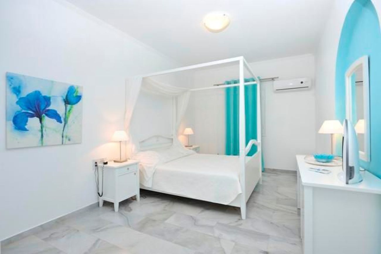 Narges Hotel 4*