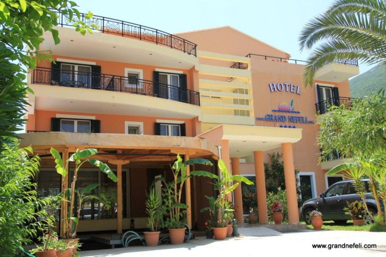 Grand Nefeli Hotel Lefkada 4*