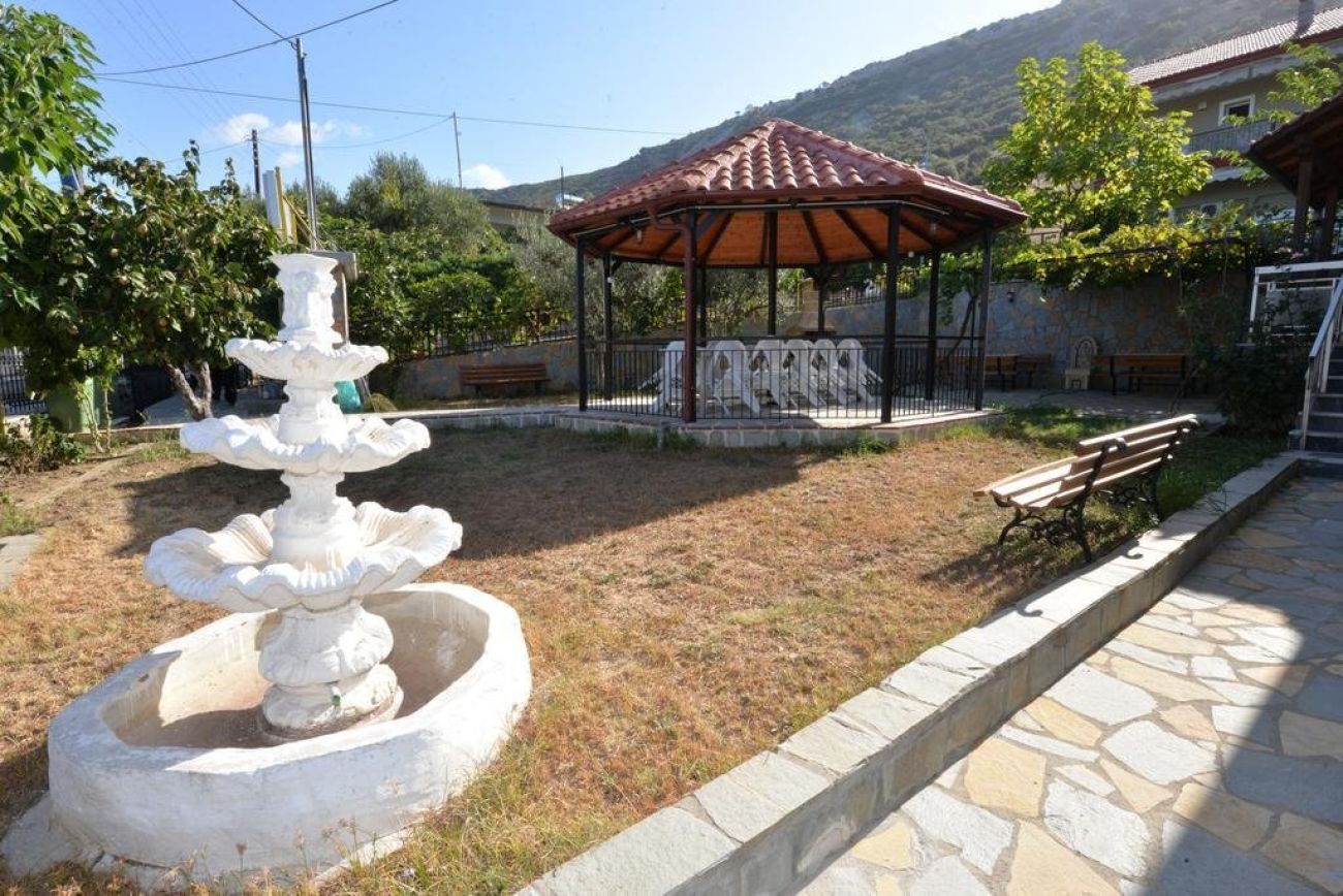 Studios Kostas & Despina 3*