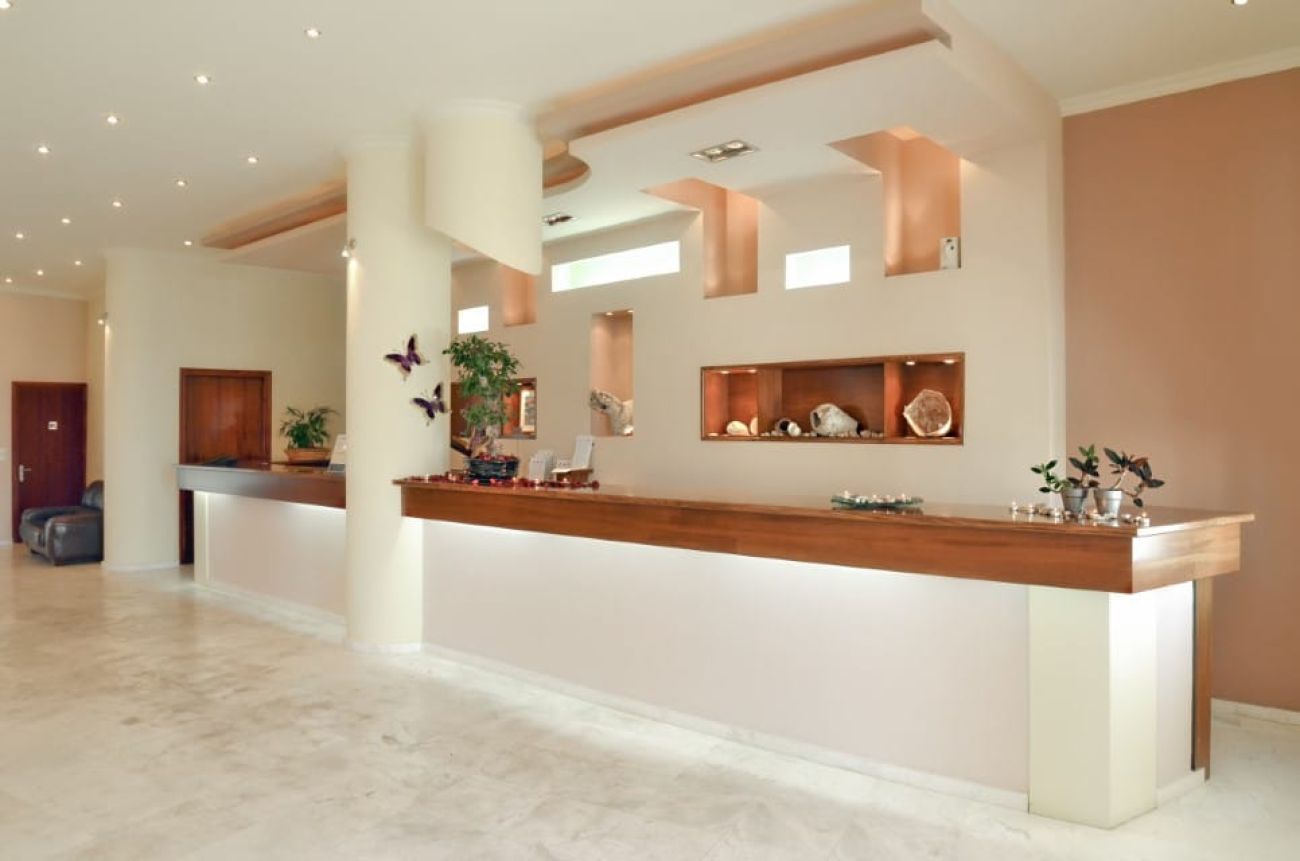 Belussi Beach Hotel & Suites 4*