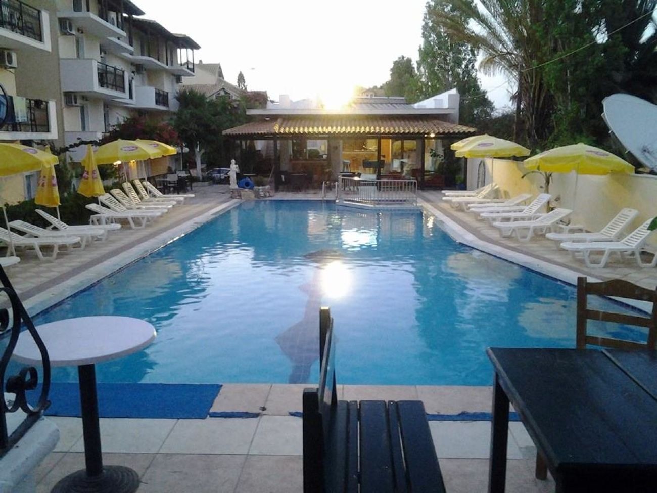 Iniochos Hotel ( EX APOLLO ) 2*