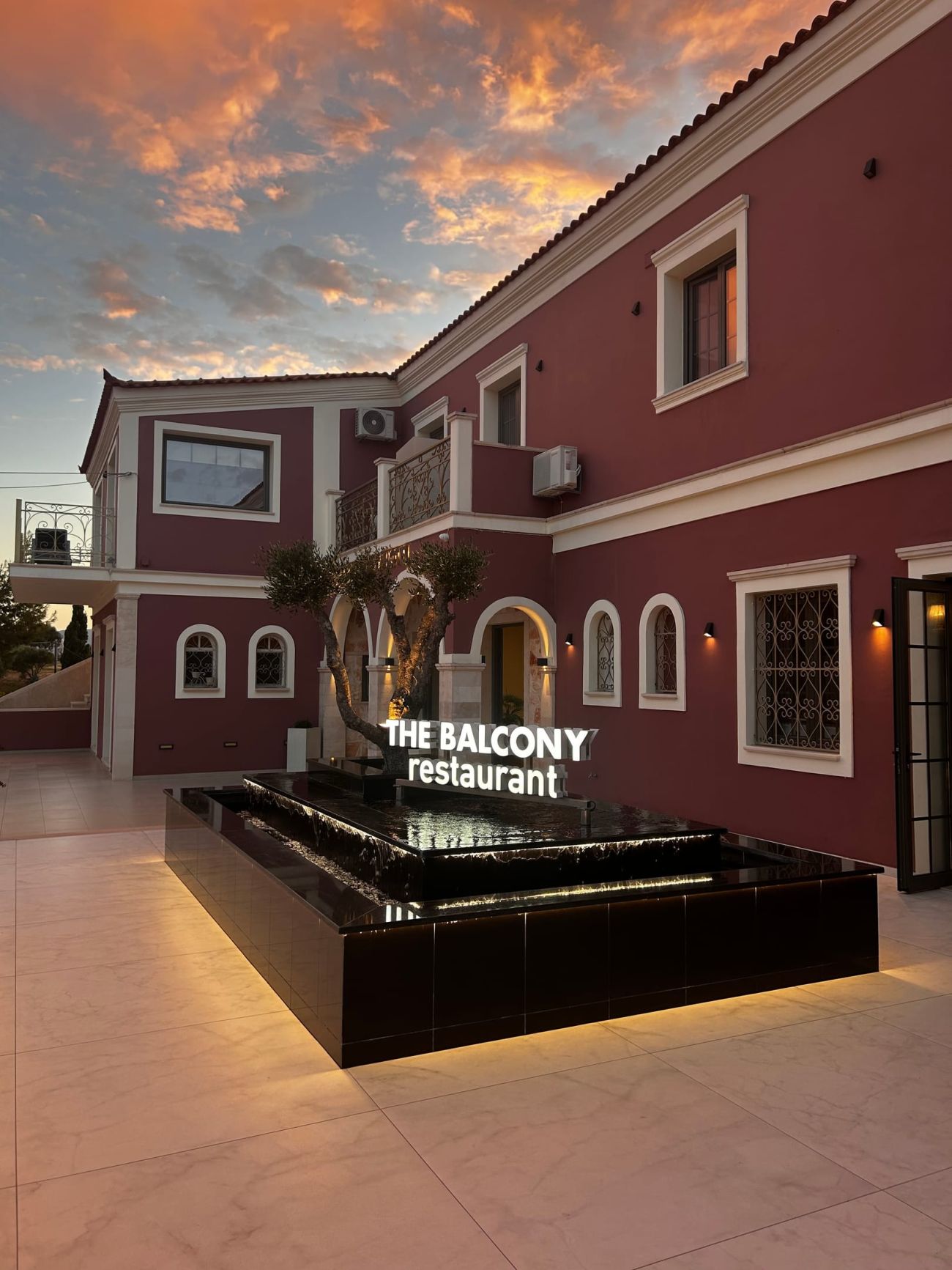 Balcony Boutique Hotel 3*