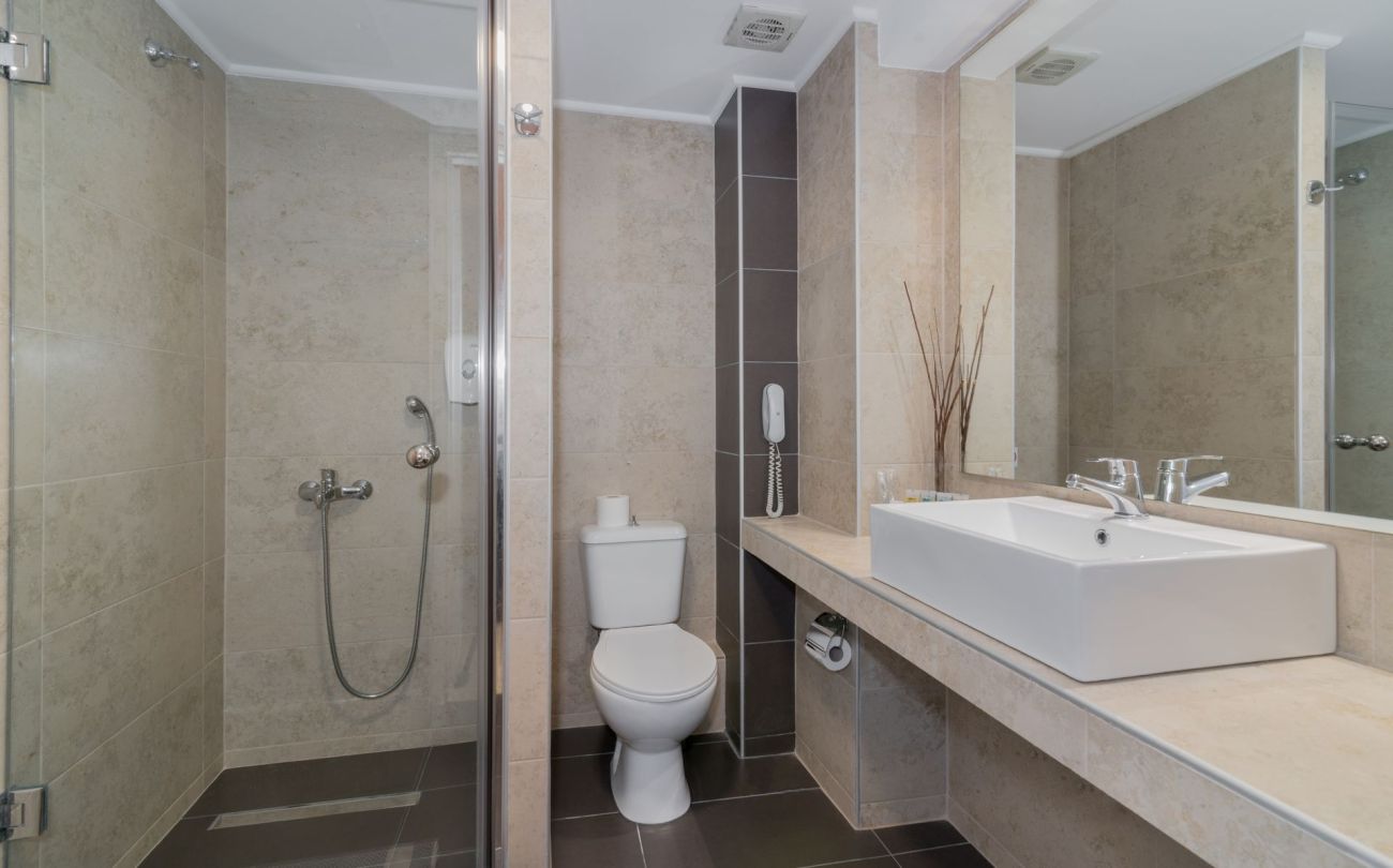 Varres Hotel 3*