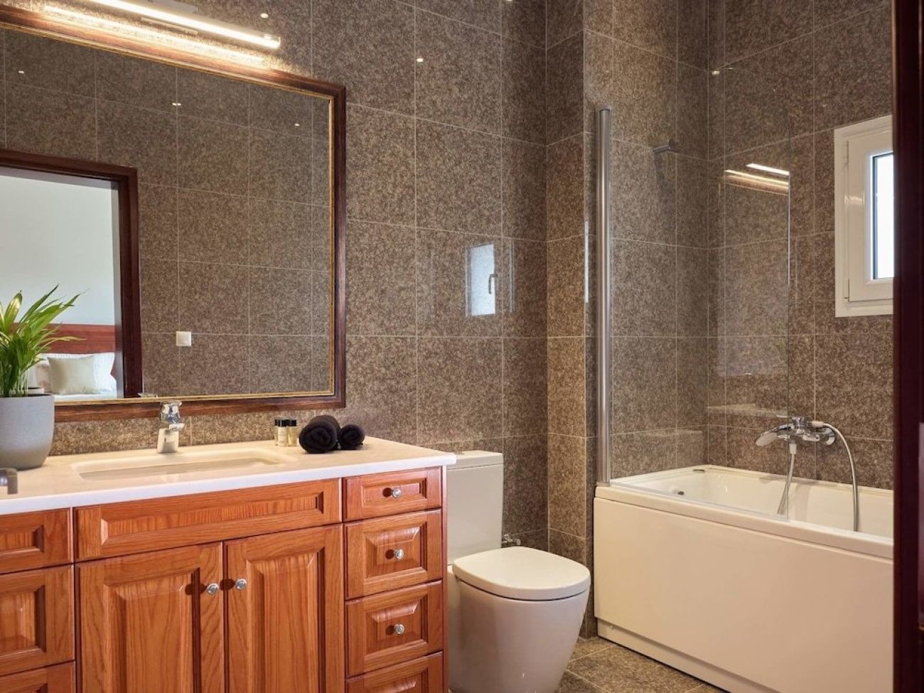 Mont Bleu Luxury Villa 5*