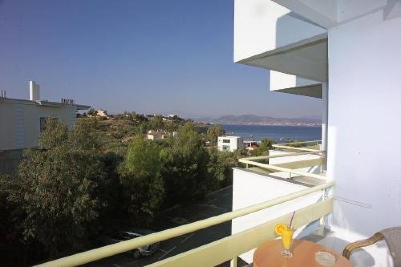 Almira Mare 4*