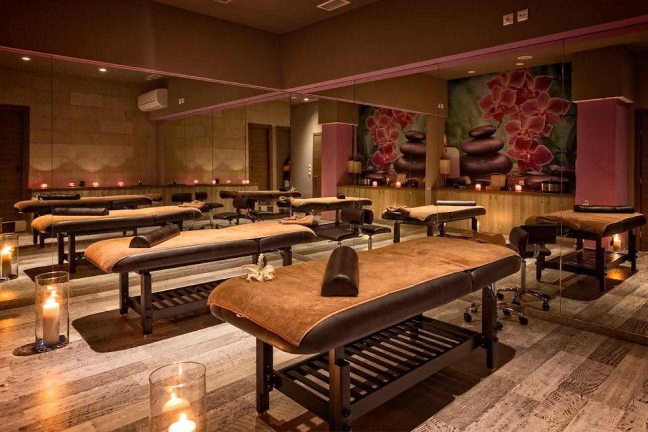 Lagomandra Hotel & Spa 4*