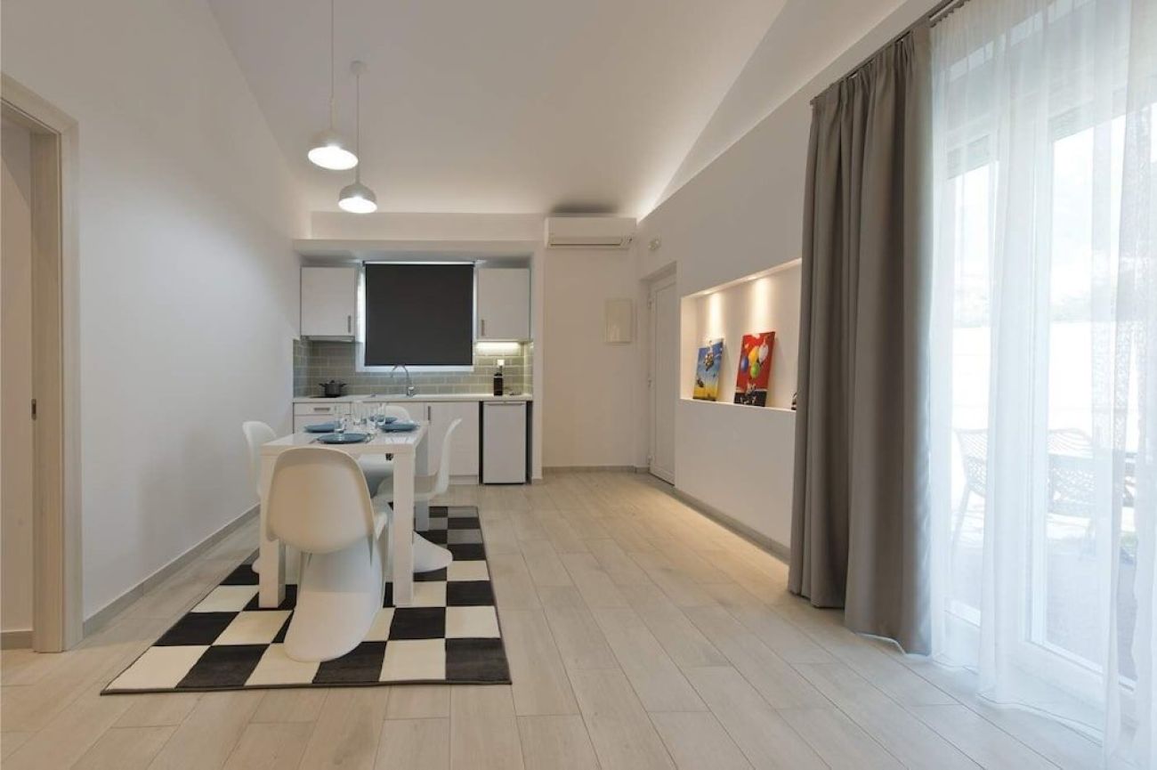 Votsalo Suites