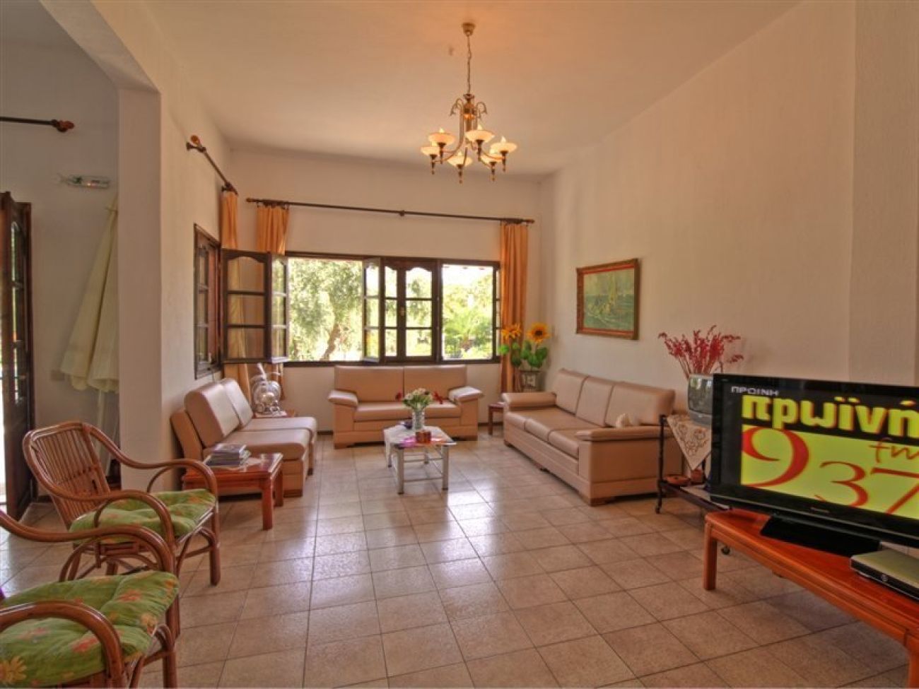 Nefeli Hotel 3*