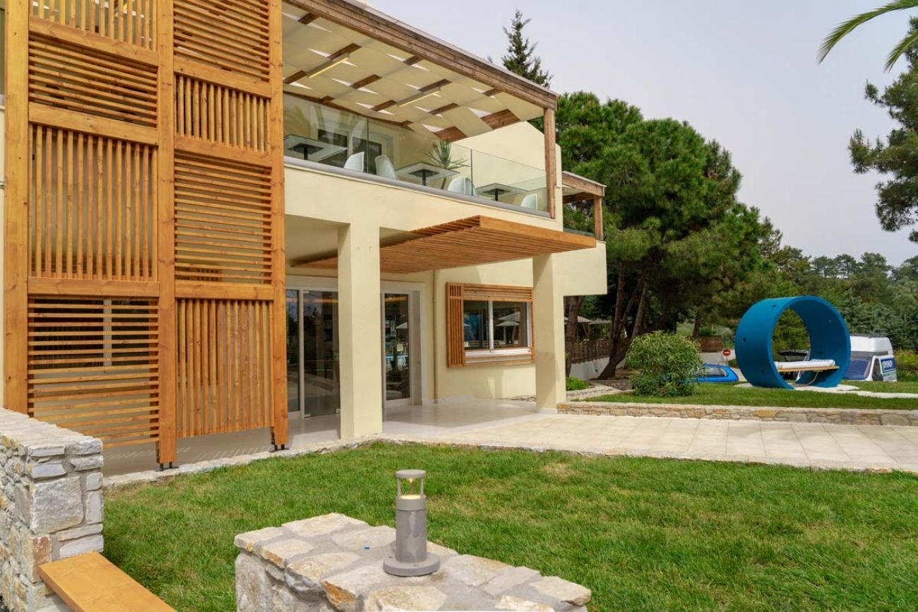 Zoe Hotel
