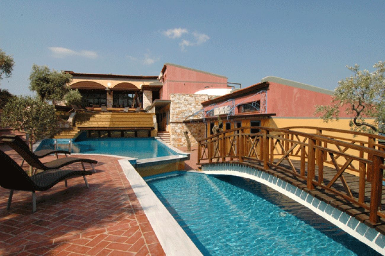 Kallisti Apart Hotel 3*