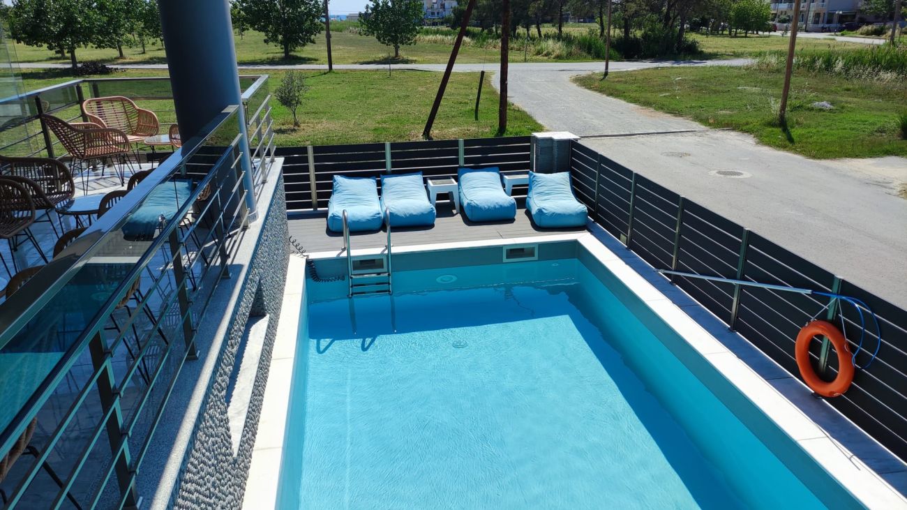 PELOTON INN 3*