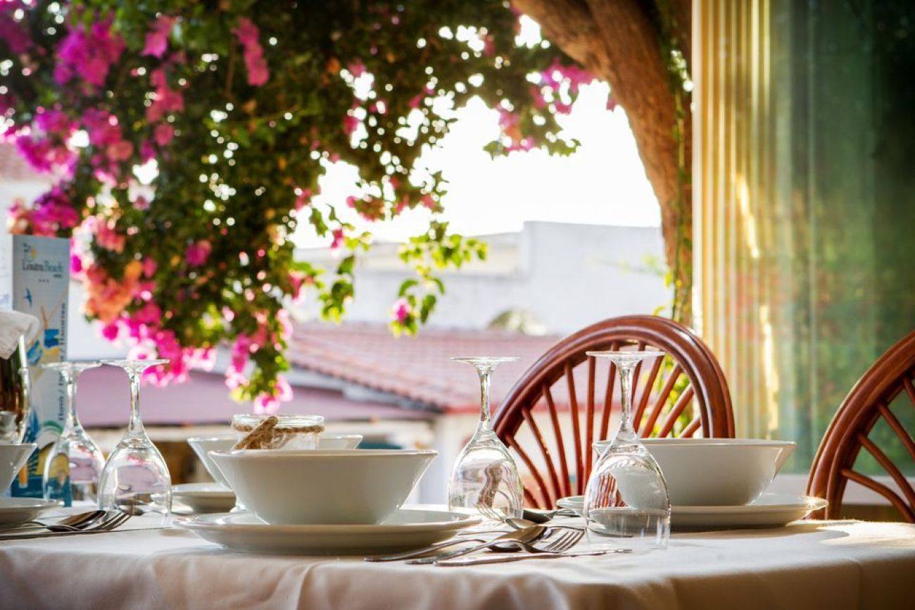 Loutra Village Beach Hotel 3*