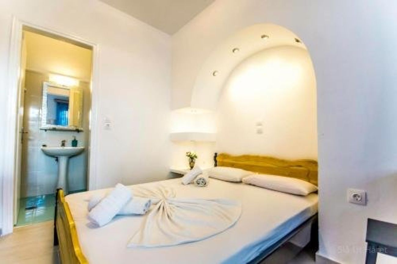 Honeymoon Beach Studios