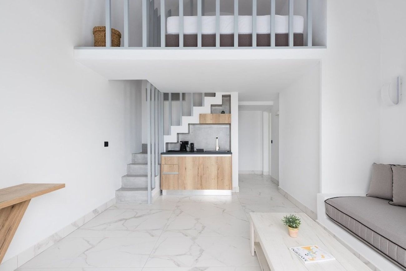Karat Suites 3*