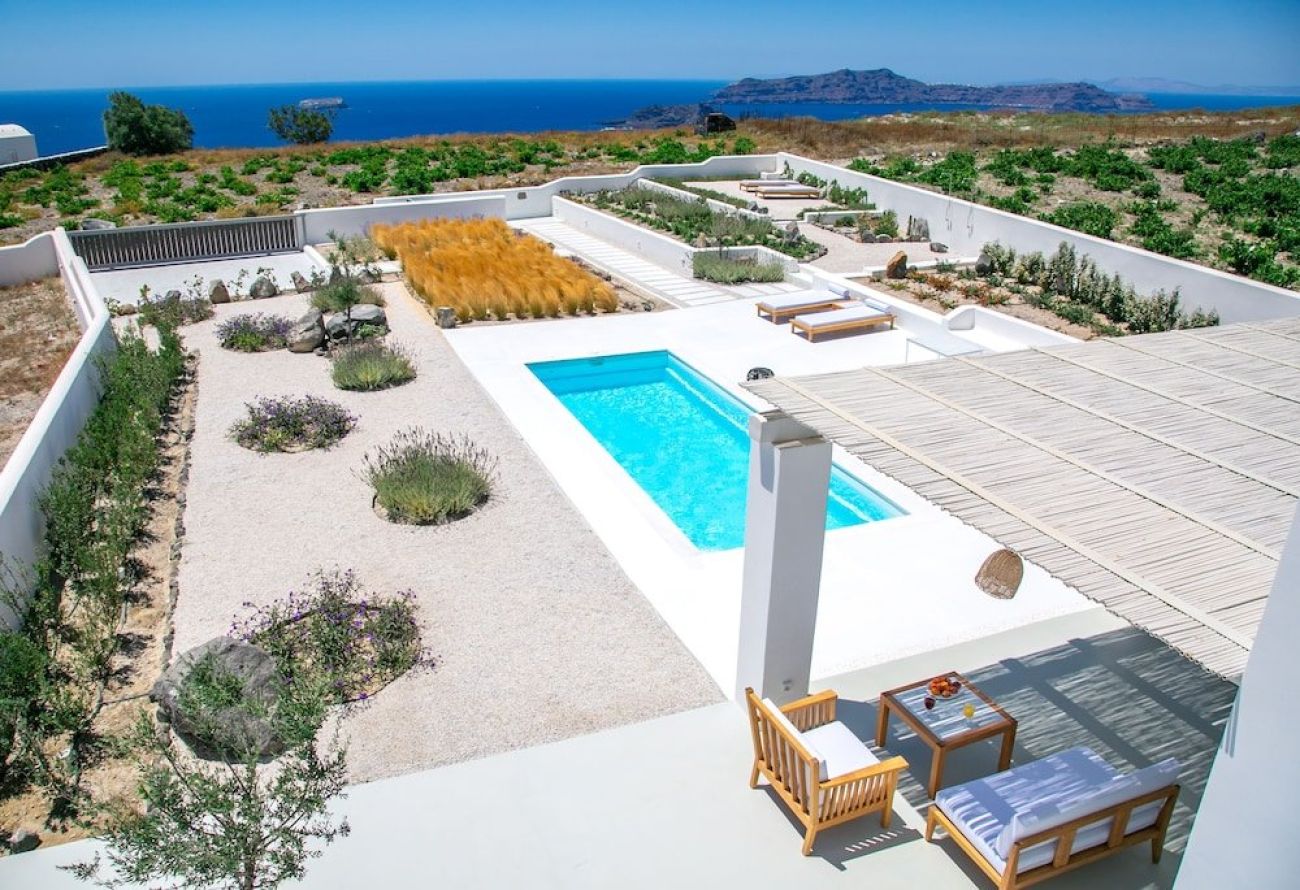 Philosophia Luxury Villa 4*