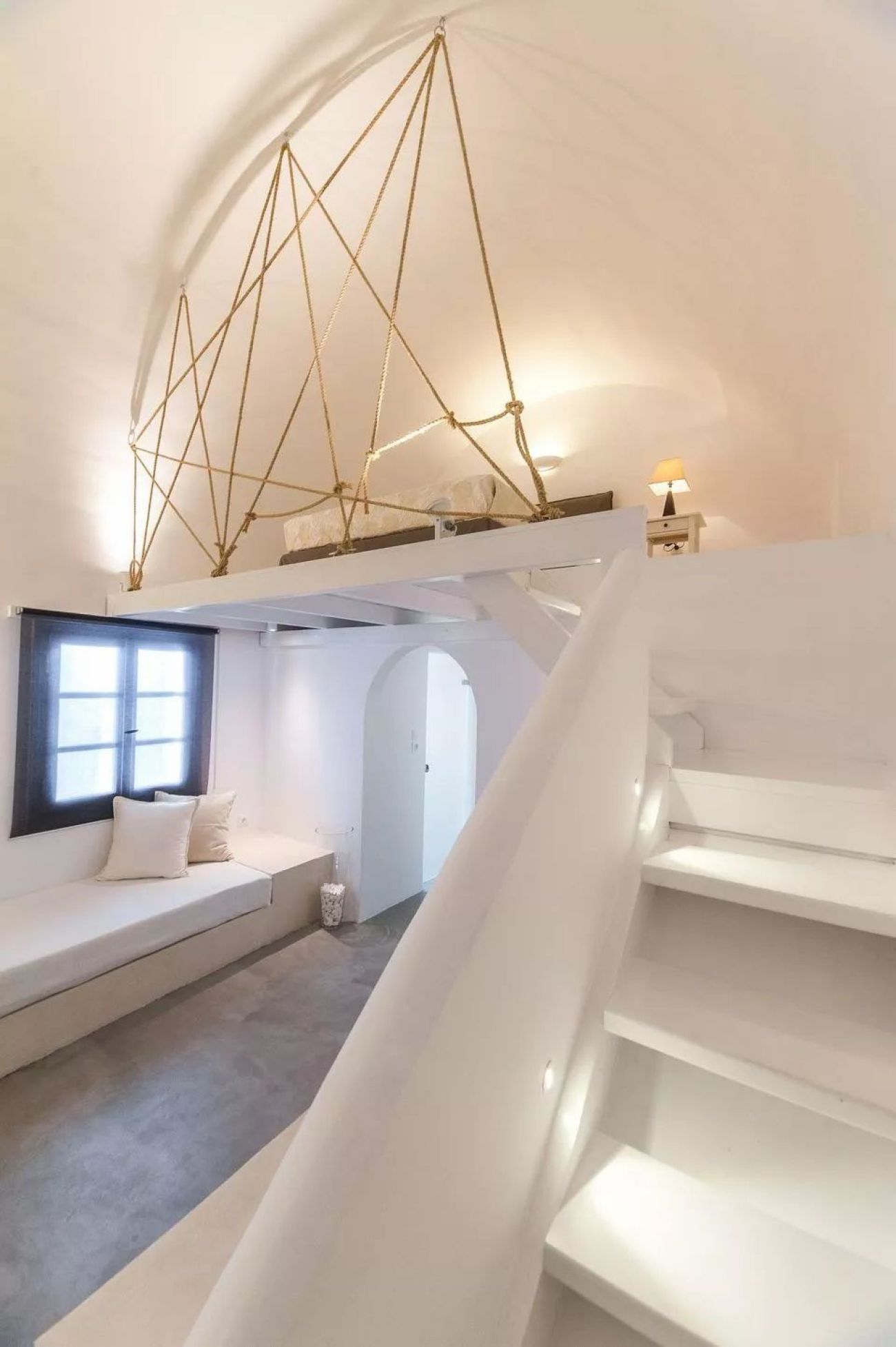 Artemis Suites Santorini 3*