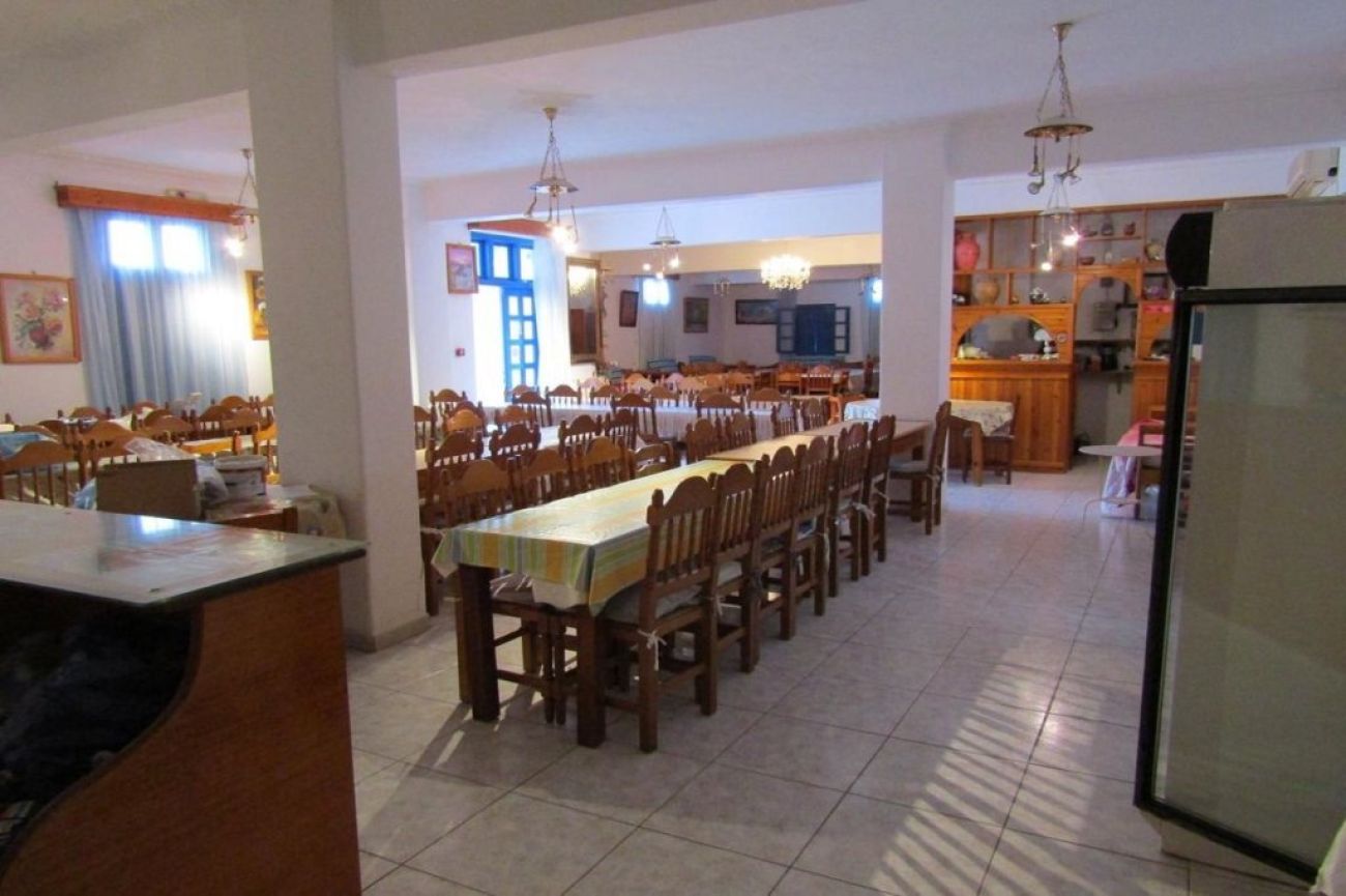 Hotel Perissa 2*