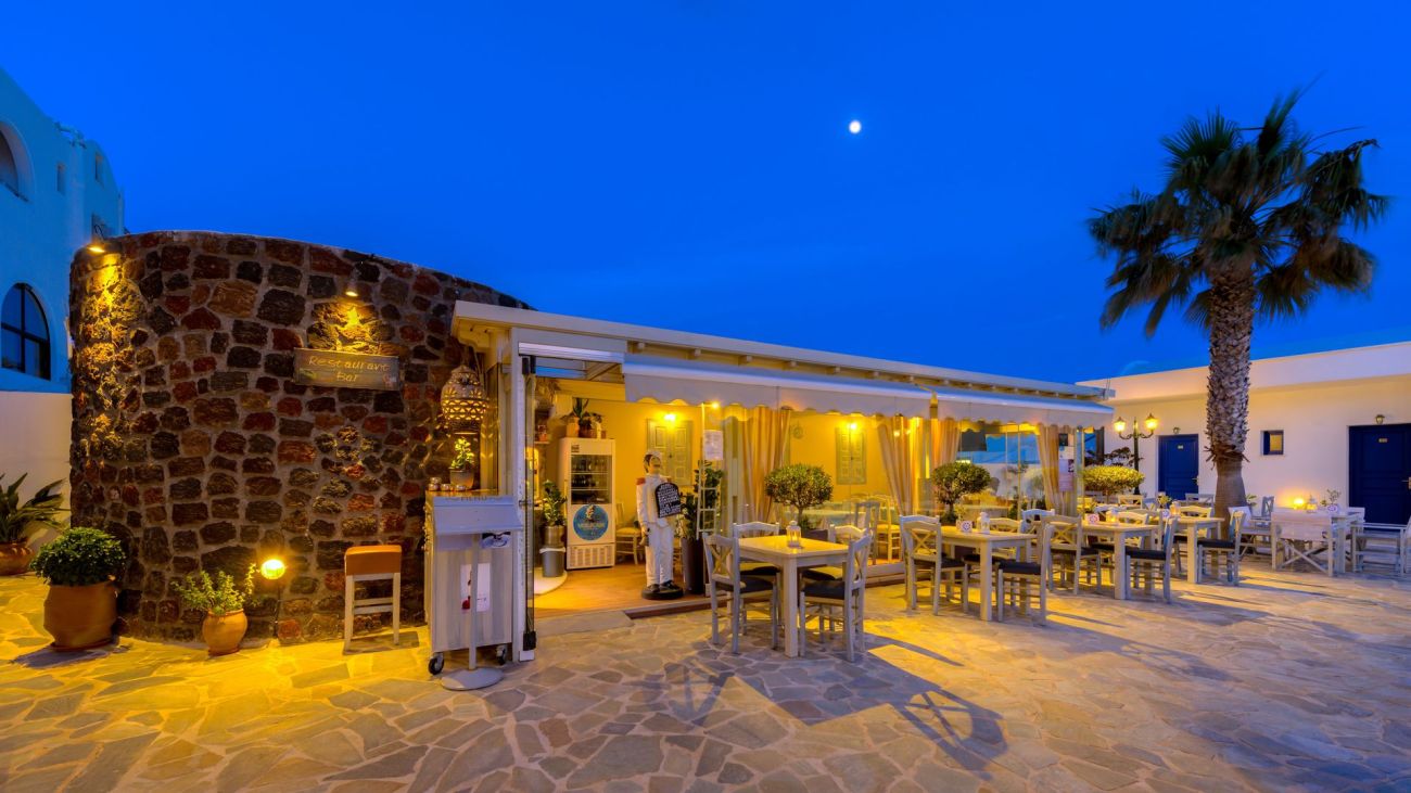 Mathios Village Santorini 3*