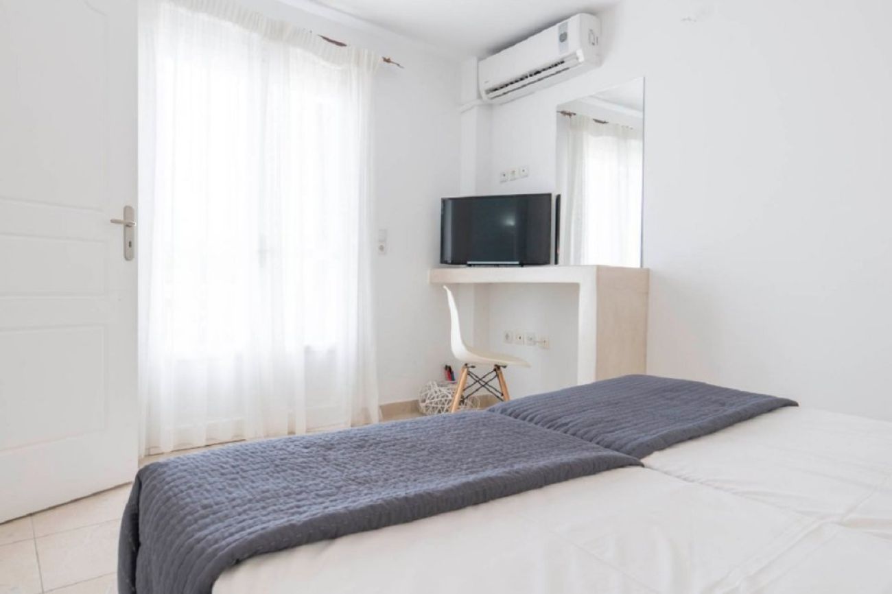 Bella Santorini 4*