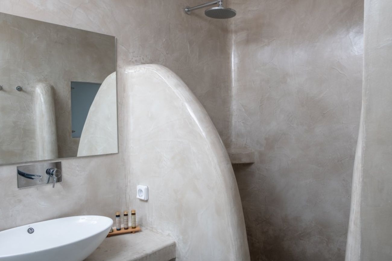 Ambience Suites 4*