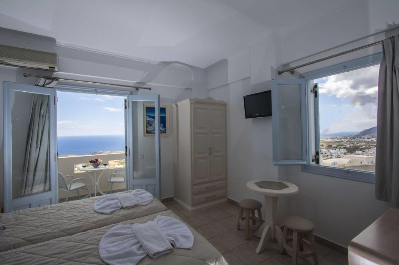 Erato Apartments