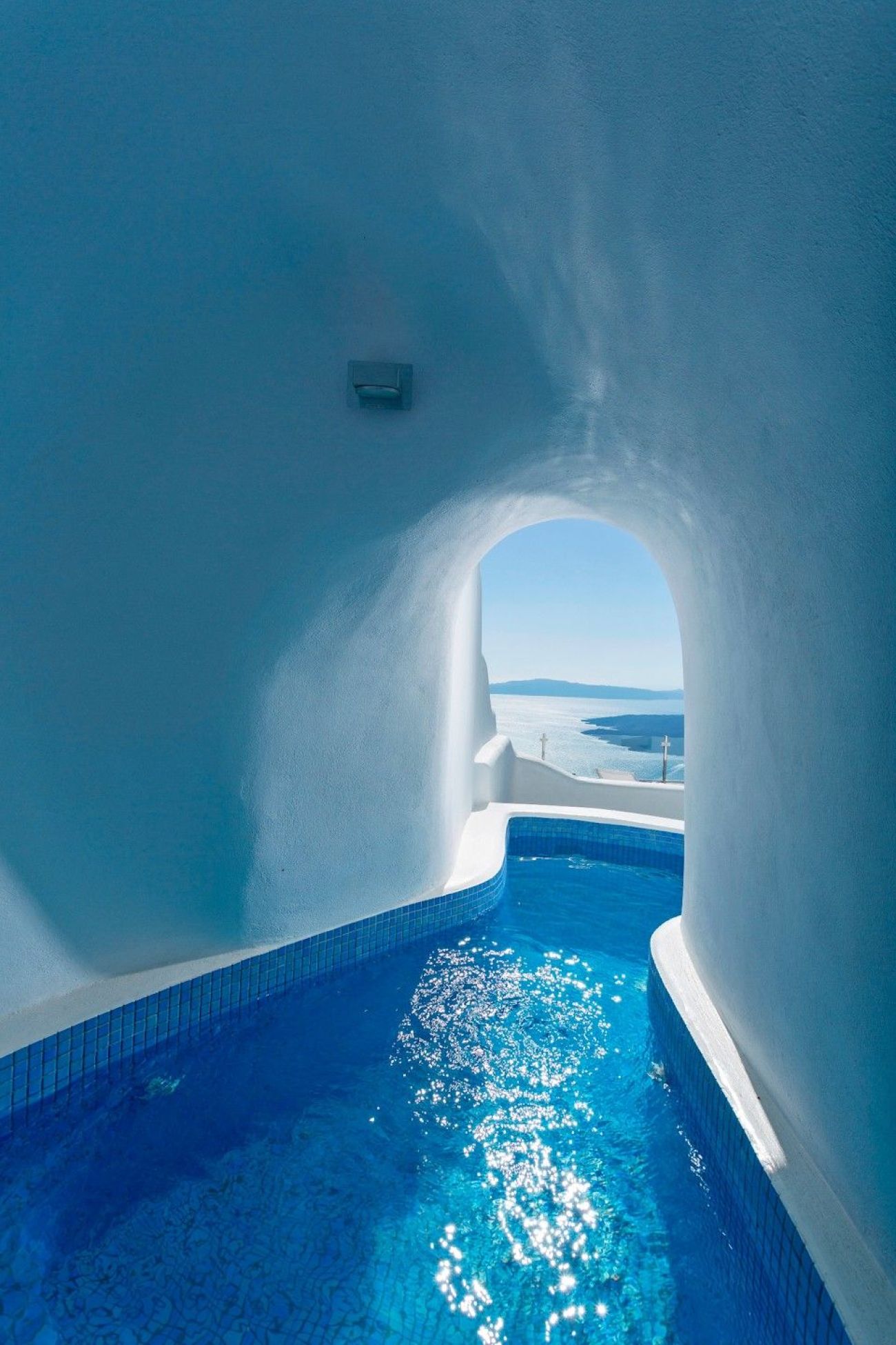 Pegasus Suites & Spa 5*