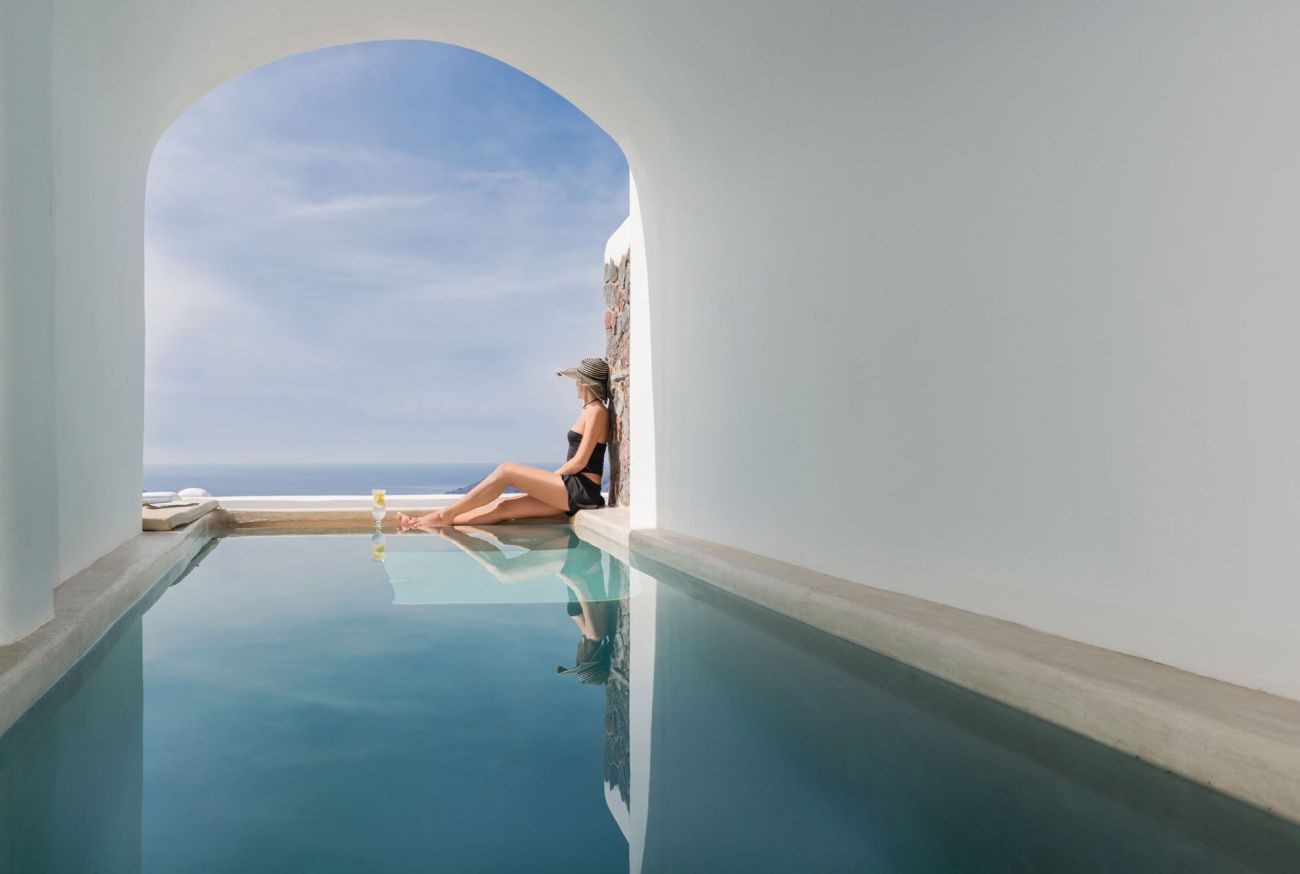 Iliovasilema Suites Santorini 4*