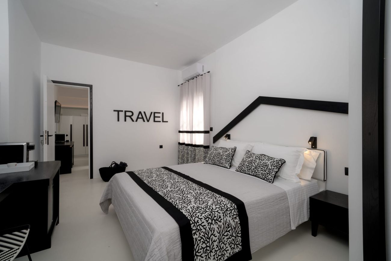 Divelia Hotel Santorini
