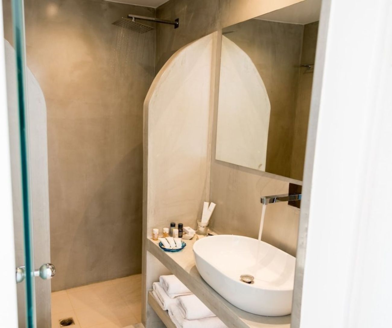 Kratiras View Luxury Suites 3*