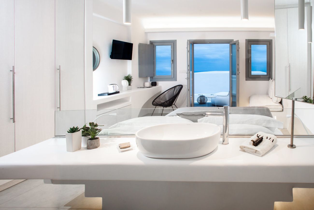 Alunia Incognito Suites 4*
