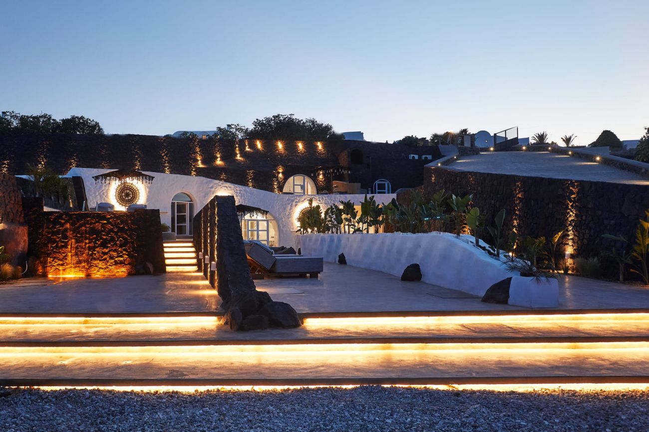 Theano Apartments Santorini