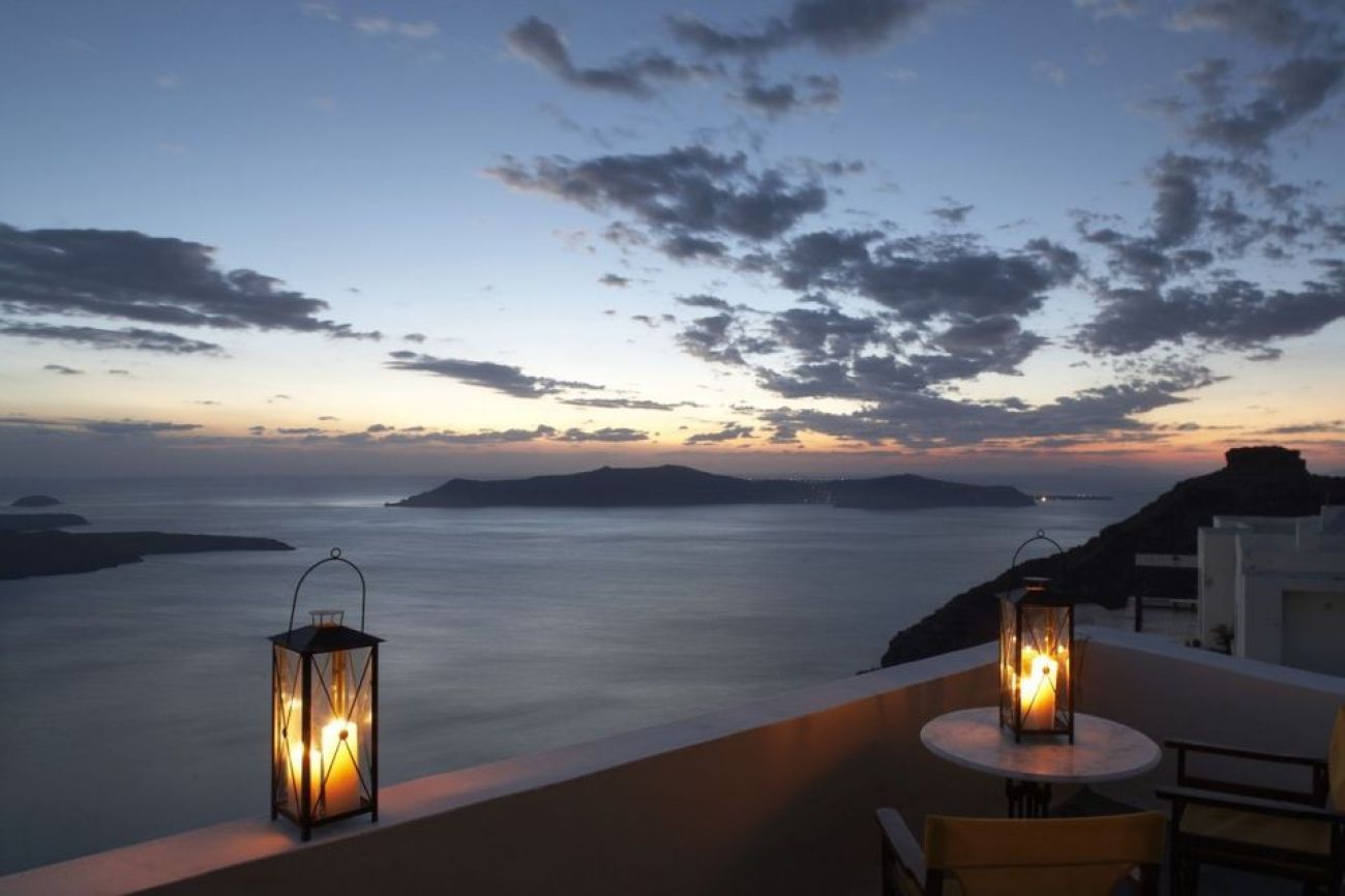 Ira Hotel & Spa Santorini 4*