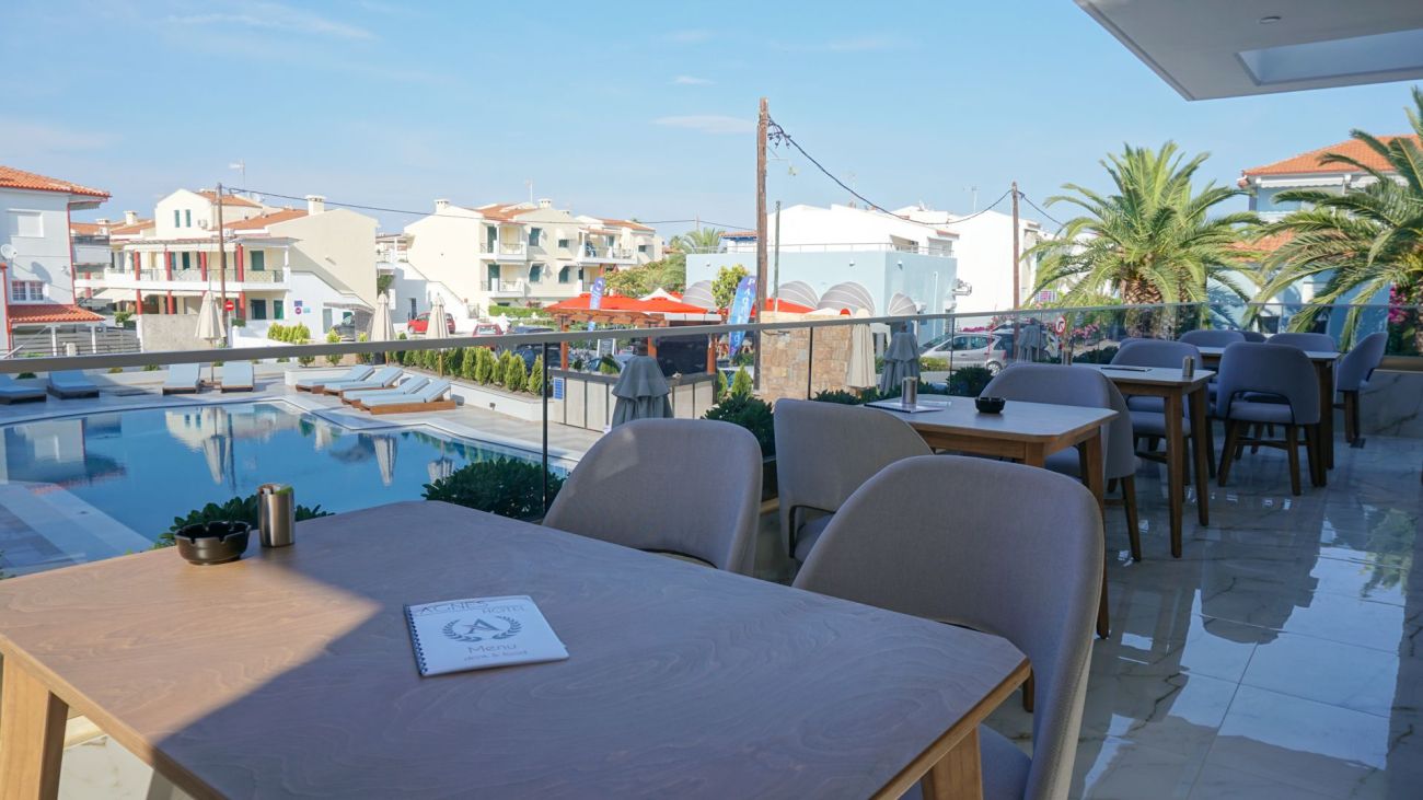 Agnes Deluxe Hotel 3*