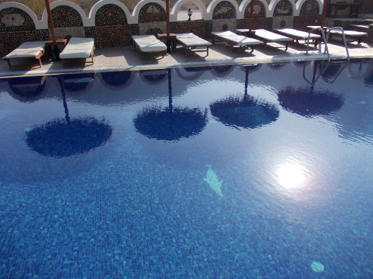 Aparthotel Black Sand 3*