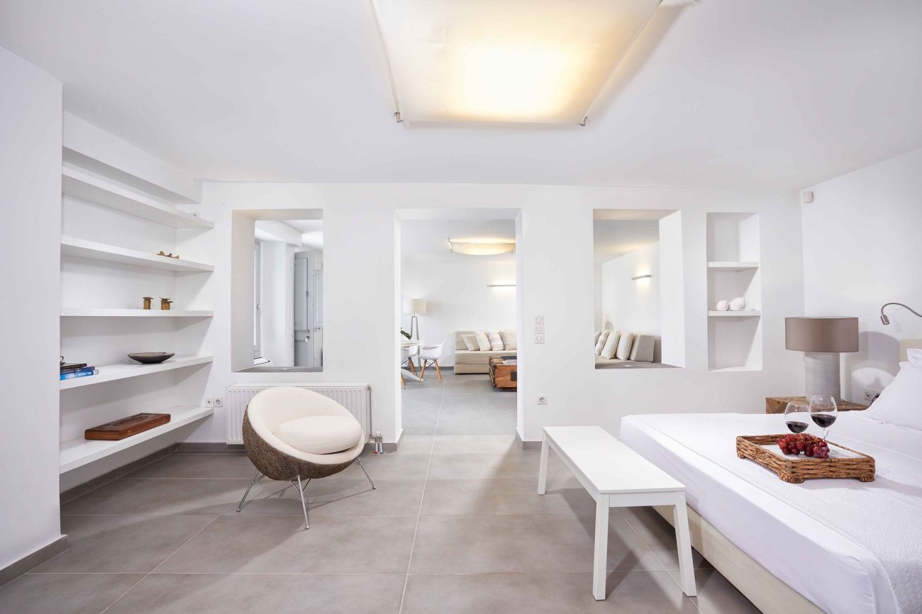 Akrotiri Private Residence 5*