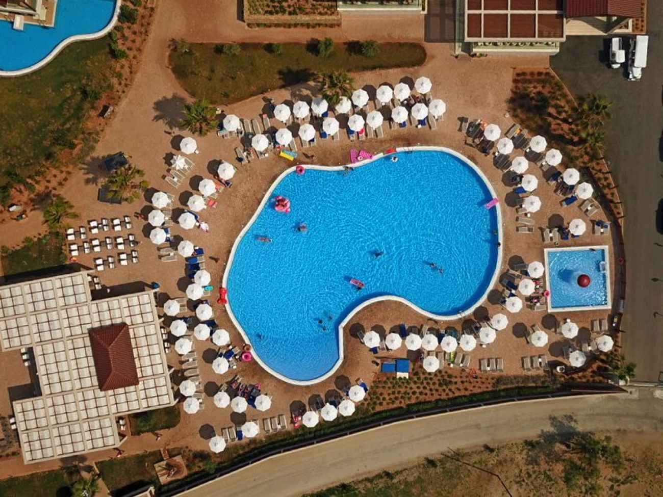 Almyros Beach Resort & Spa 5*