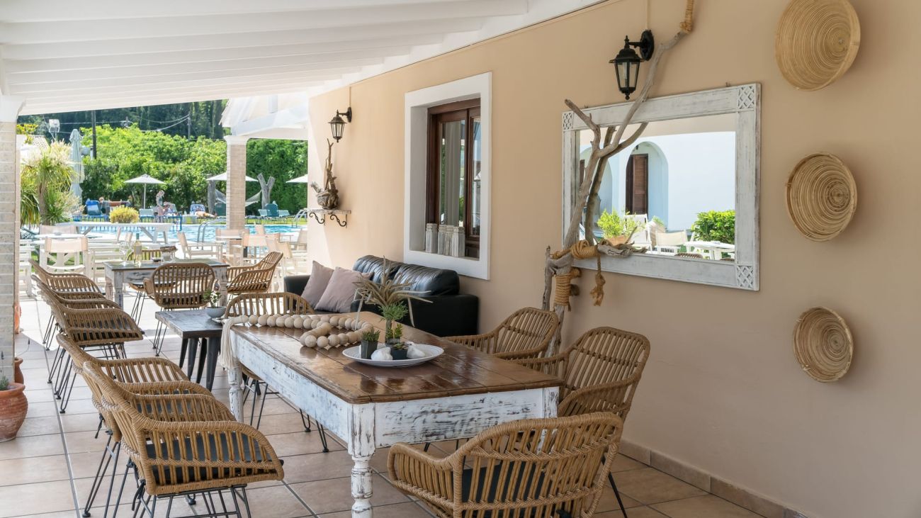 Goudelis Apartments 3*