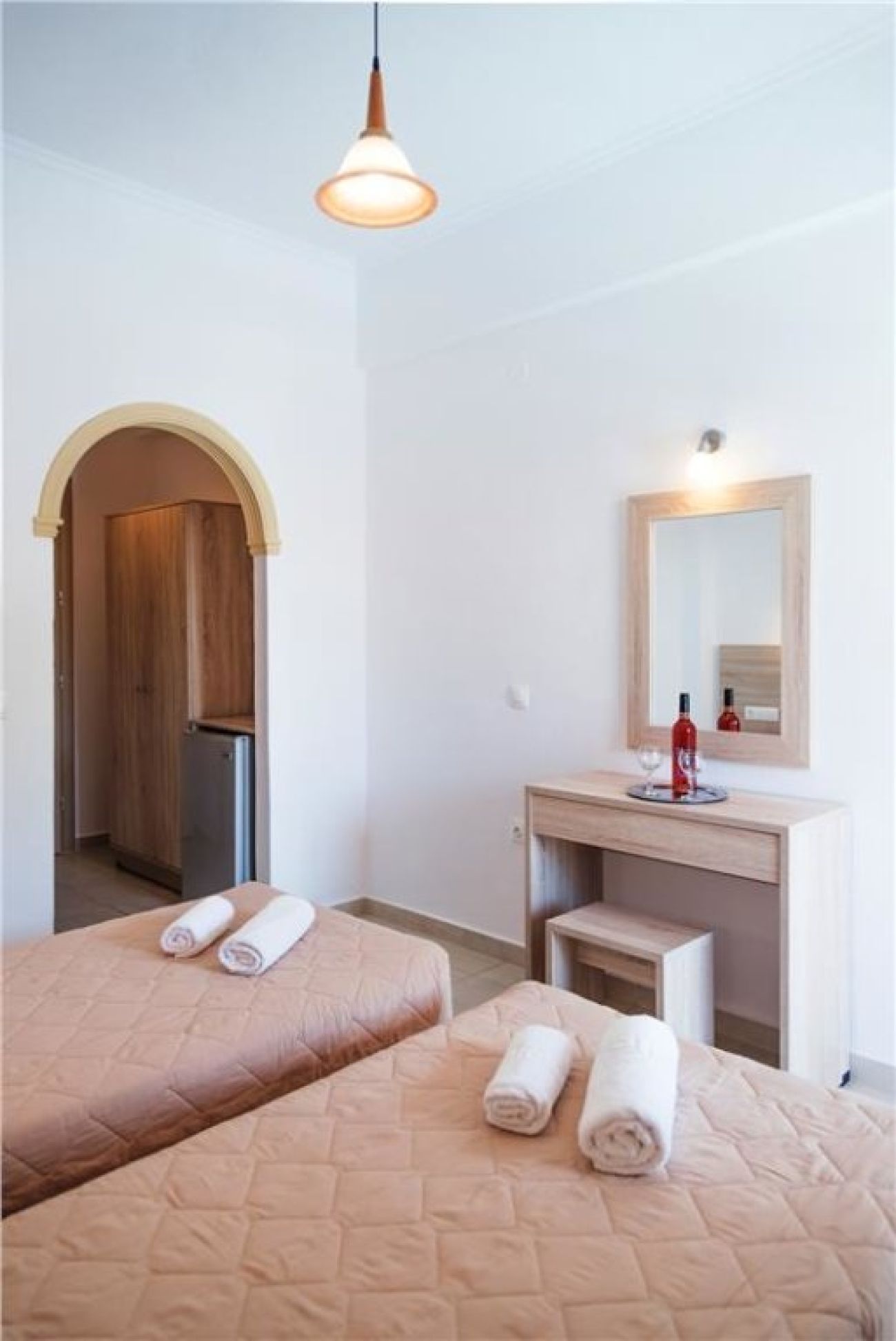 Lefkimi Hotel 2*