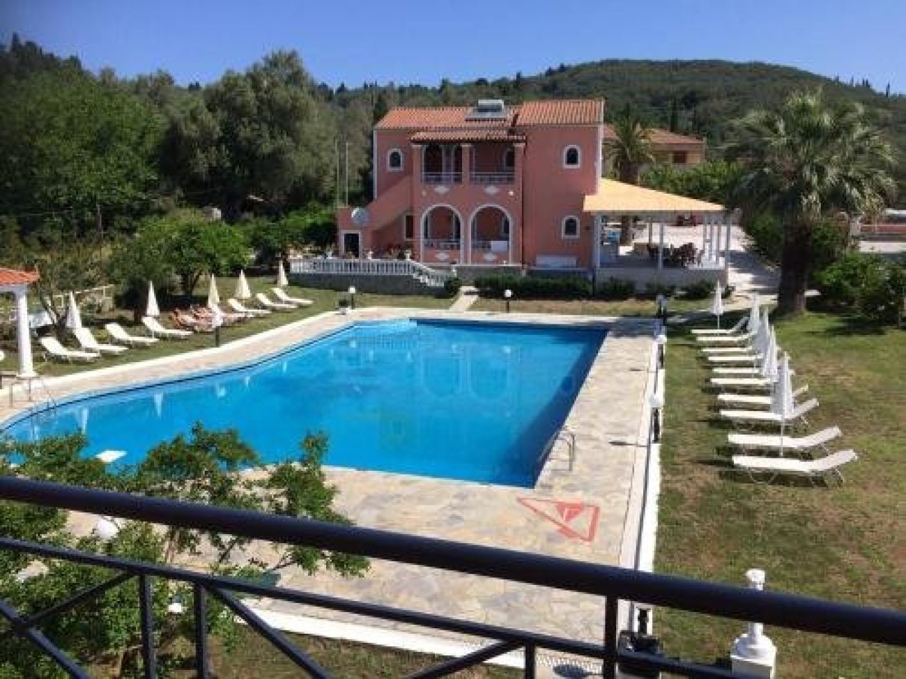 Hotel Regina Corfu 3*