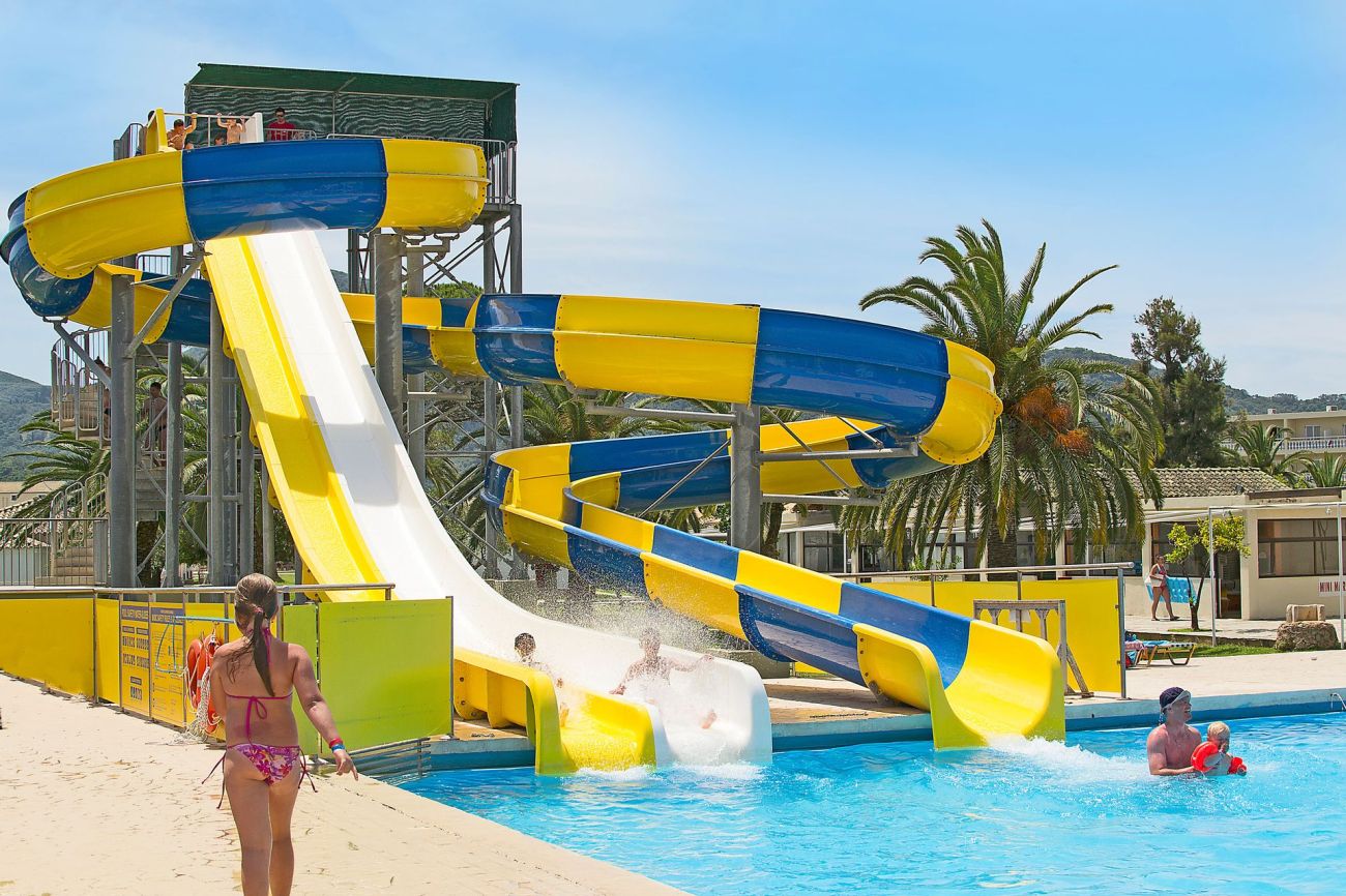 Messonghi Beach Holiday Resort 3*