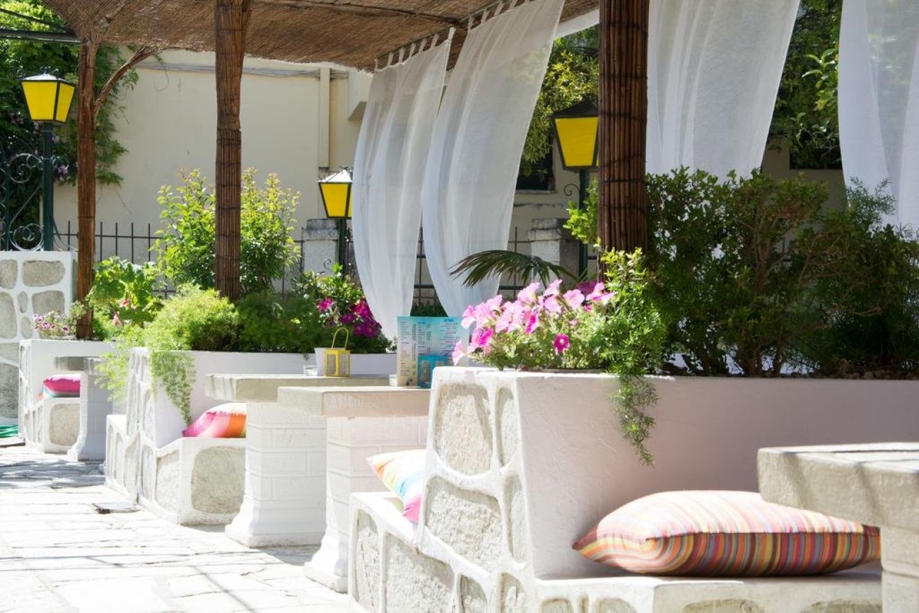 Sirena Beach Hotel 3*