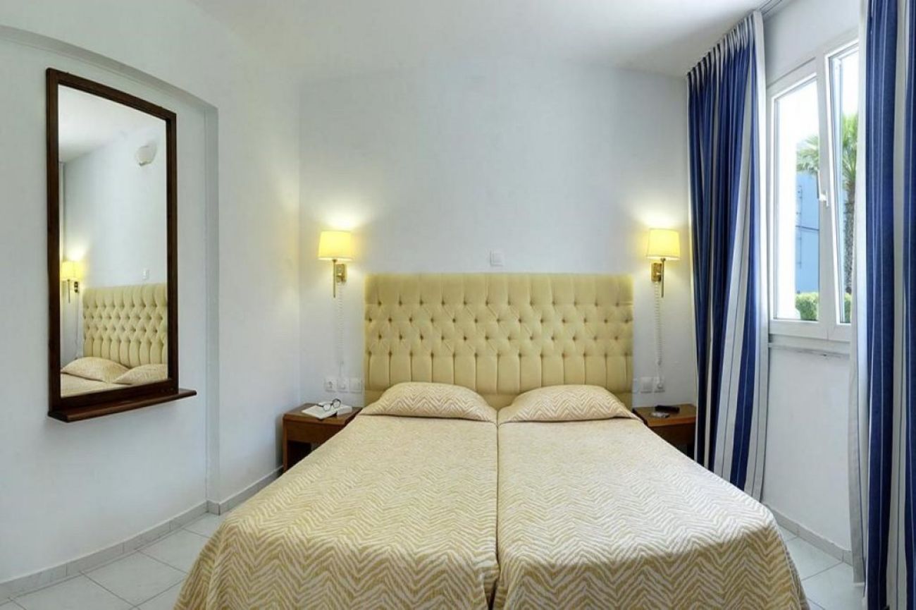 Helion Villas and Apartments 3*