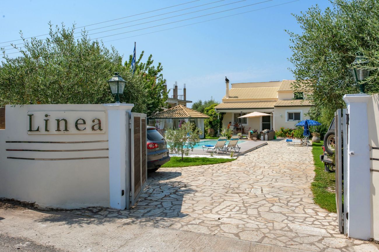 Corfu Villa Linea 3*