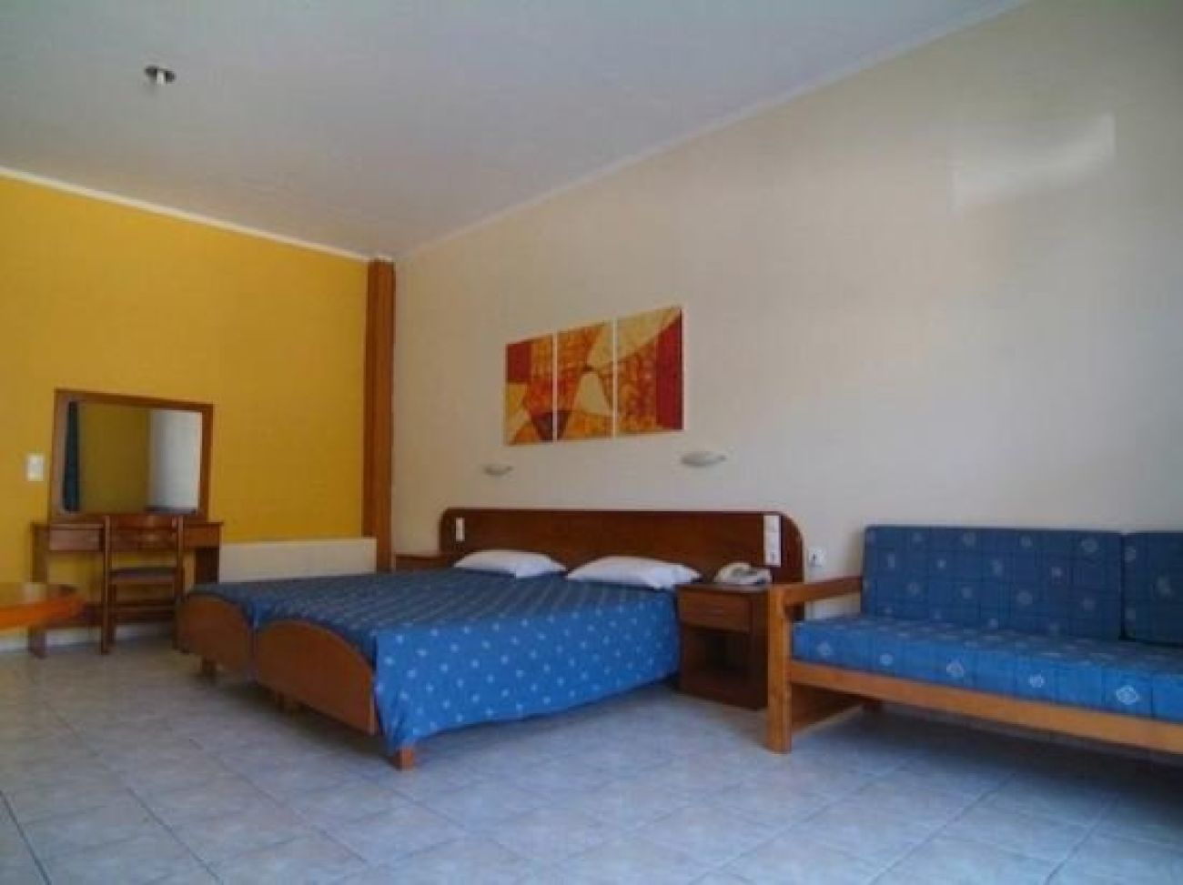 Olga Hotel 1*