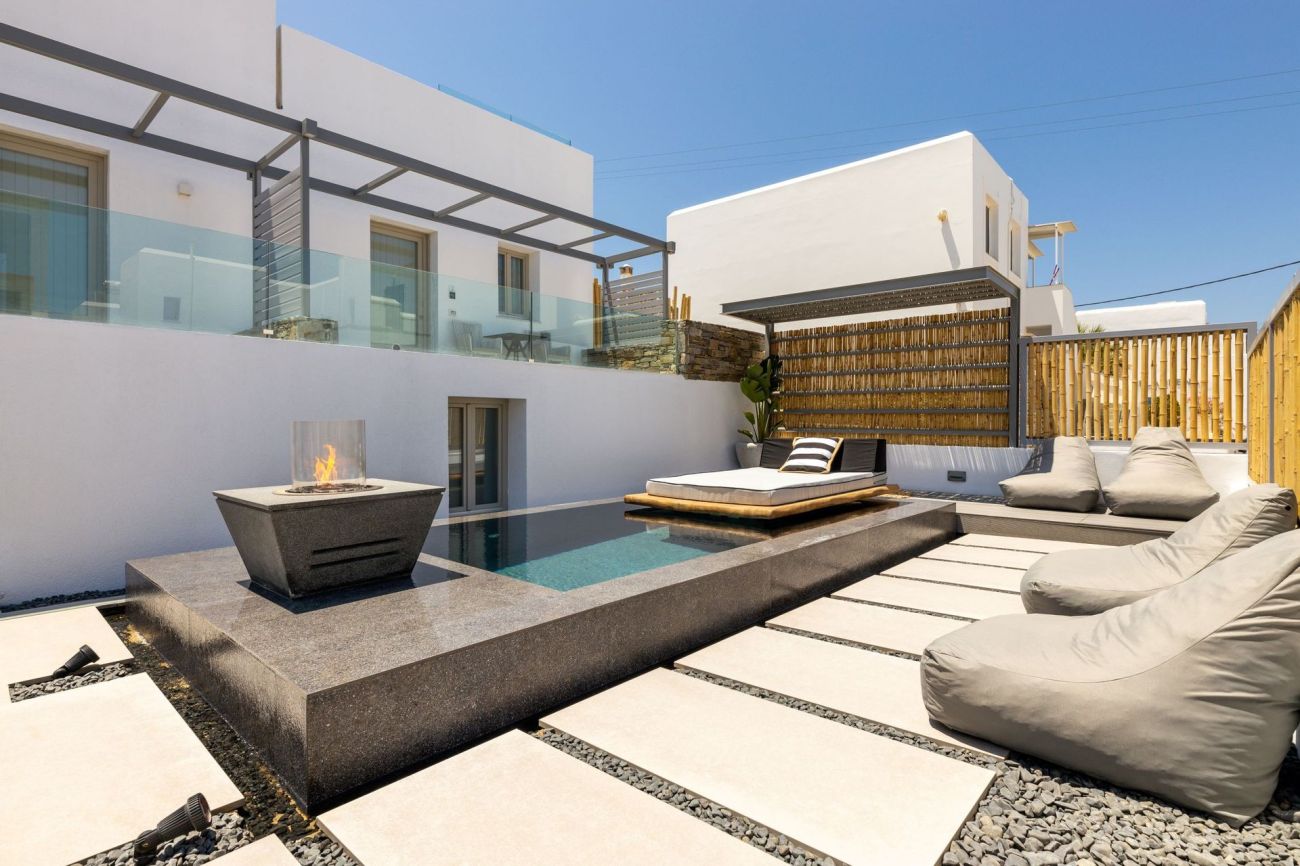 Parion Opus Paros