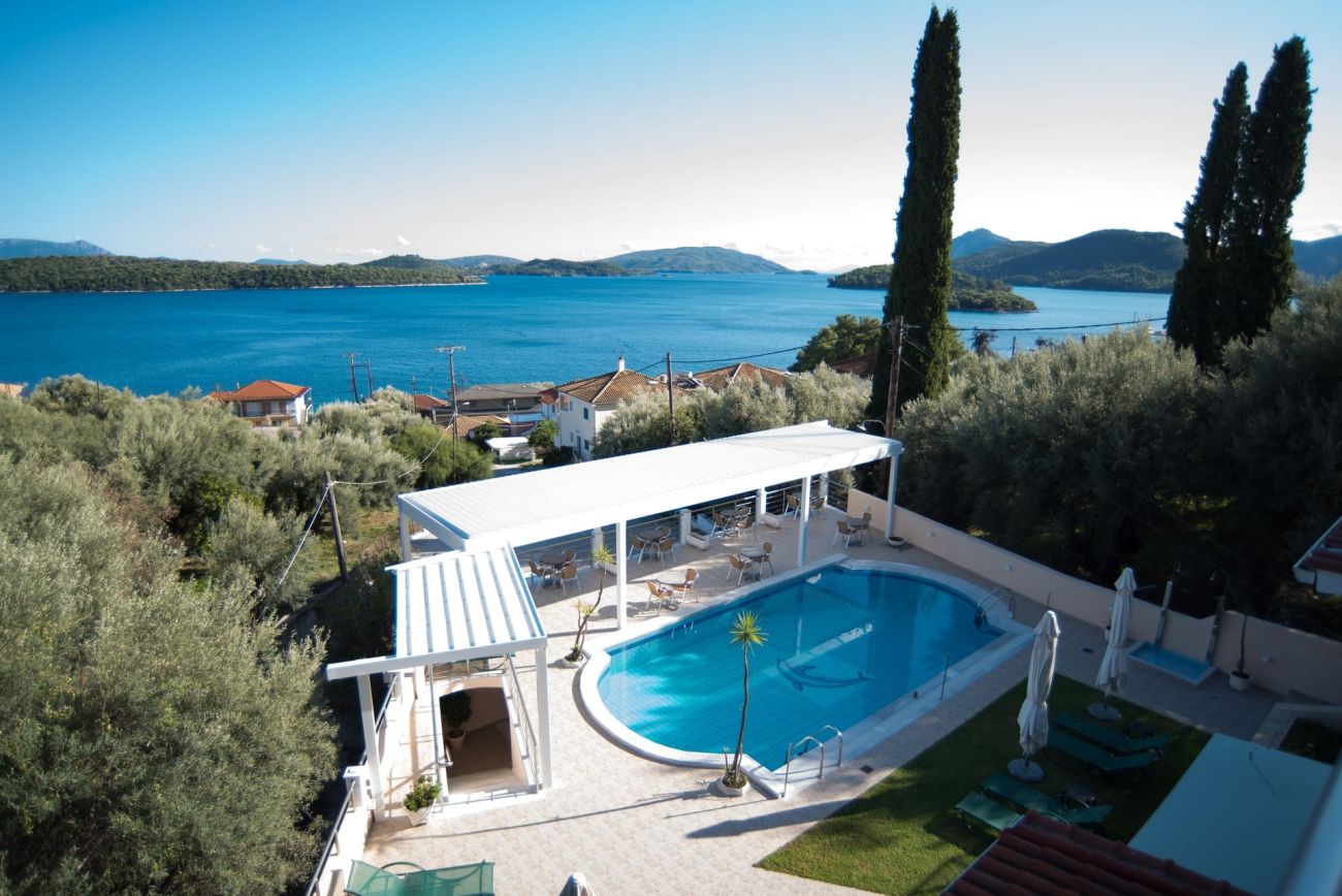 Oasis Hotel 3*